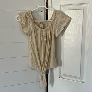 Girls boutique top cream color size medium